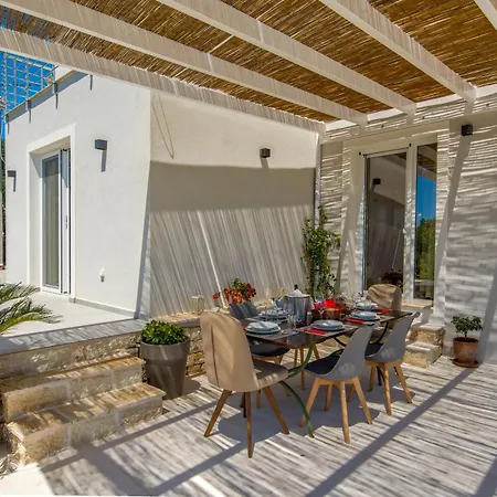 Island Breeze Gaios
