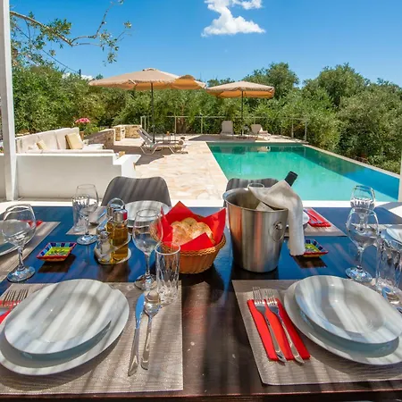 Island Breeze Villa Gaios